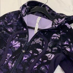 AMAZING condition lululemon fleece zip up